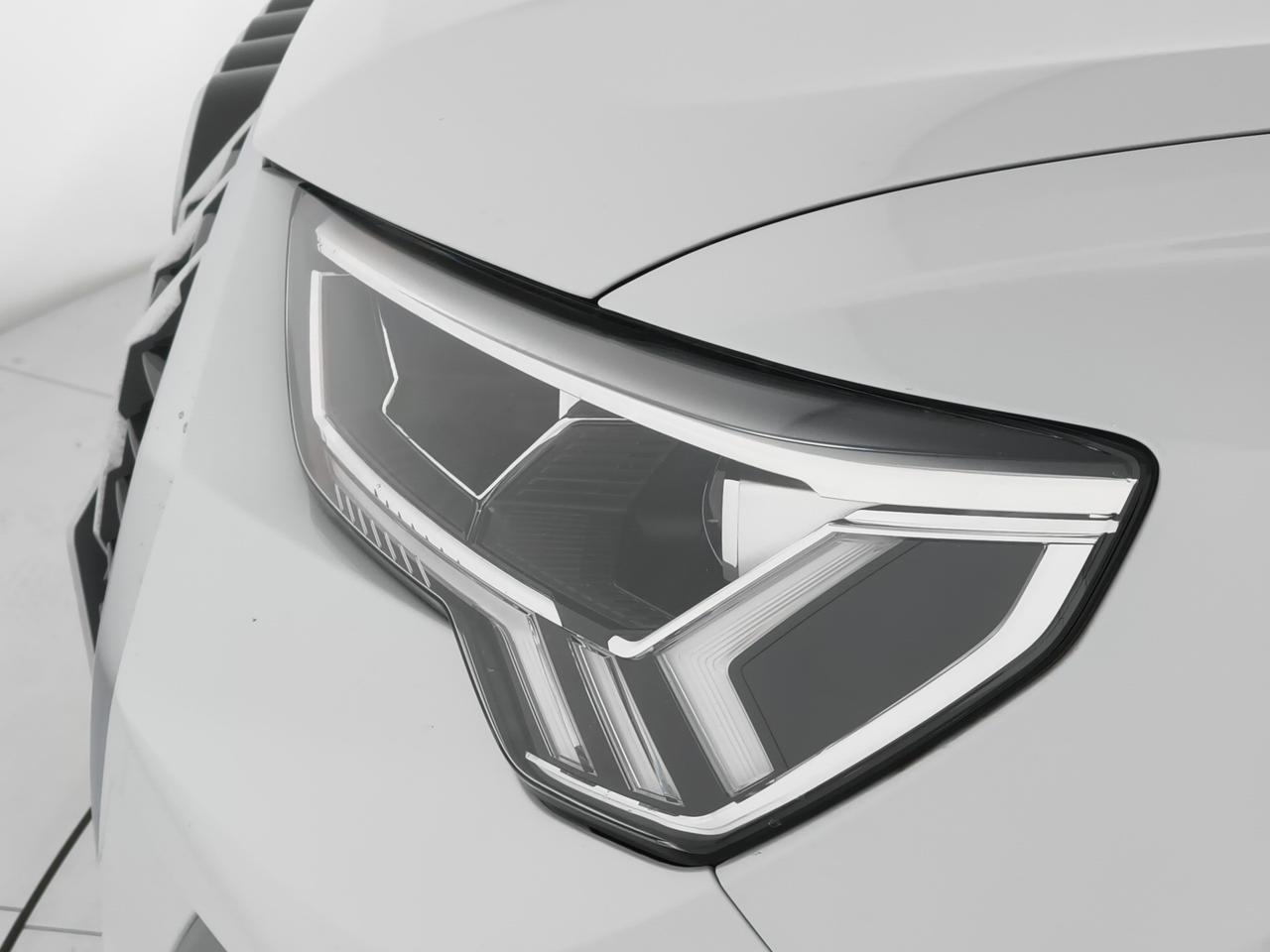 Audi Q3 35 2.0 tdi Business Advanced