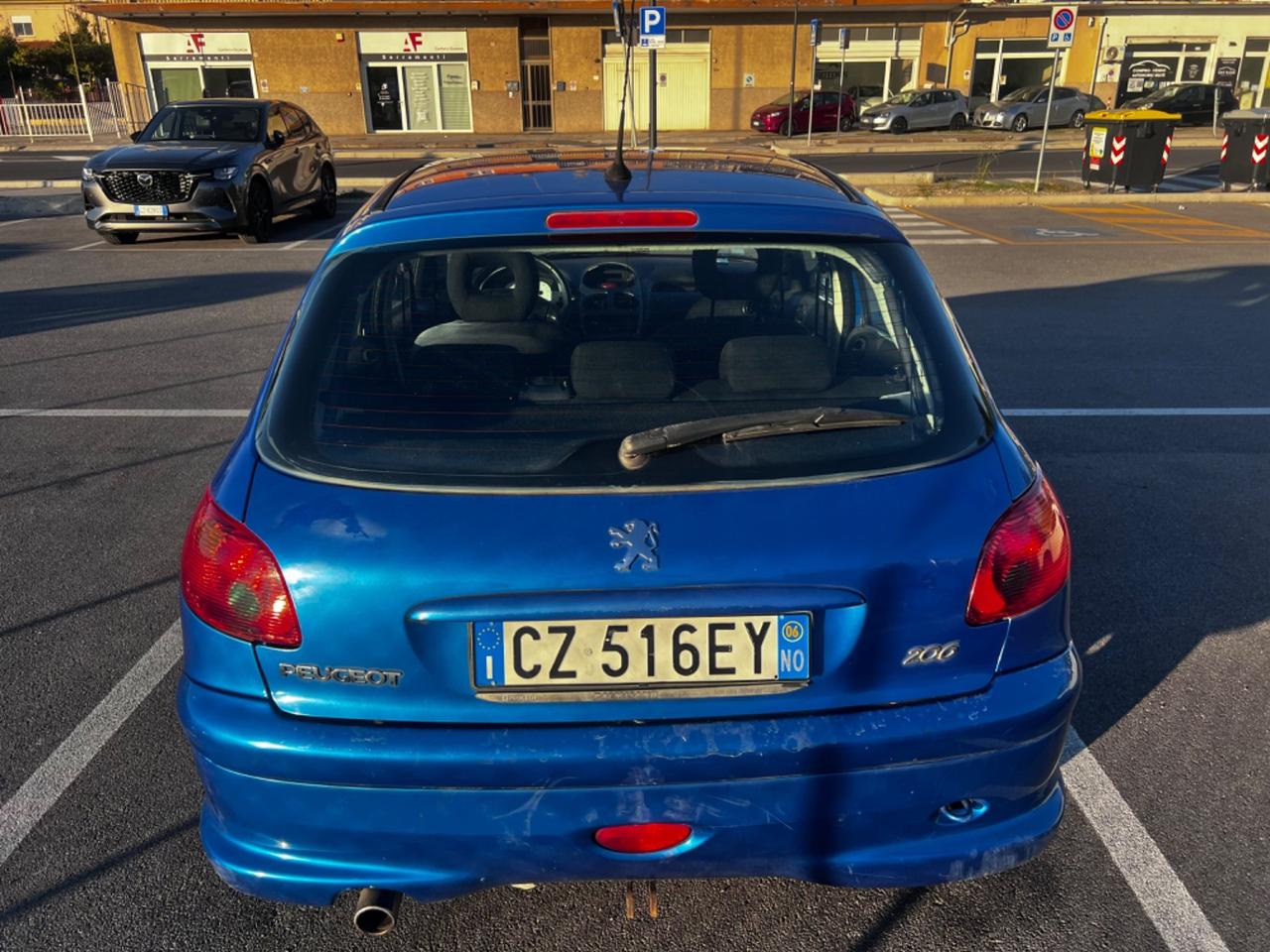 Peugeot 206