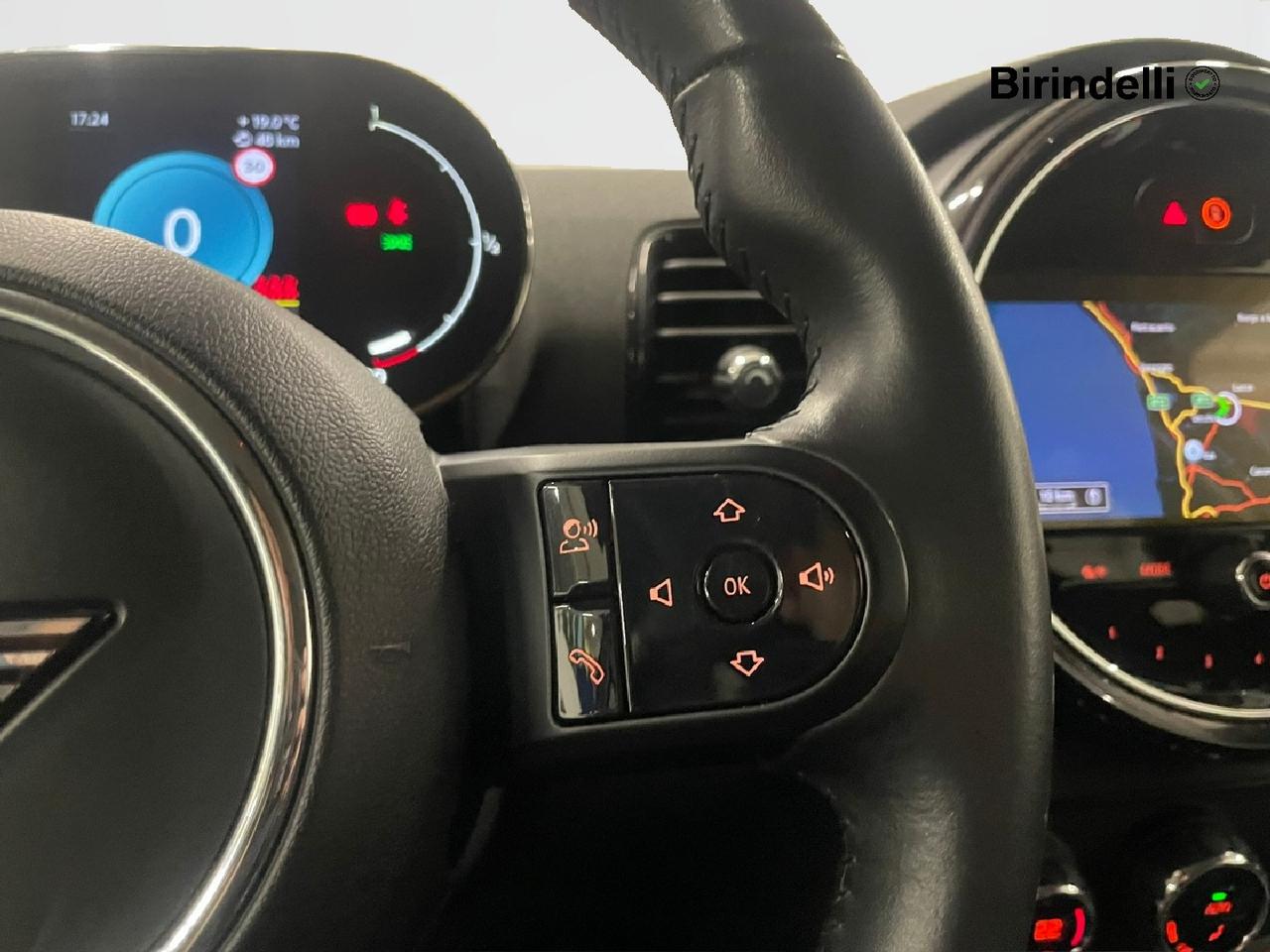 MINI Mini Clubman (F54) - Mini 2.0 Cooper D Mayfair Edition Clubman