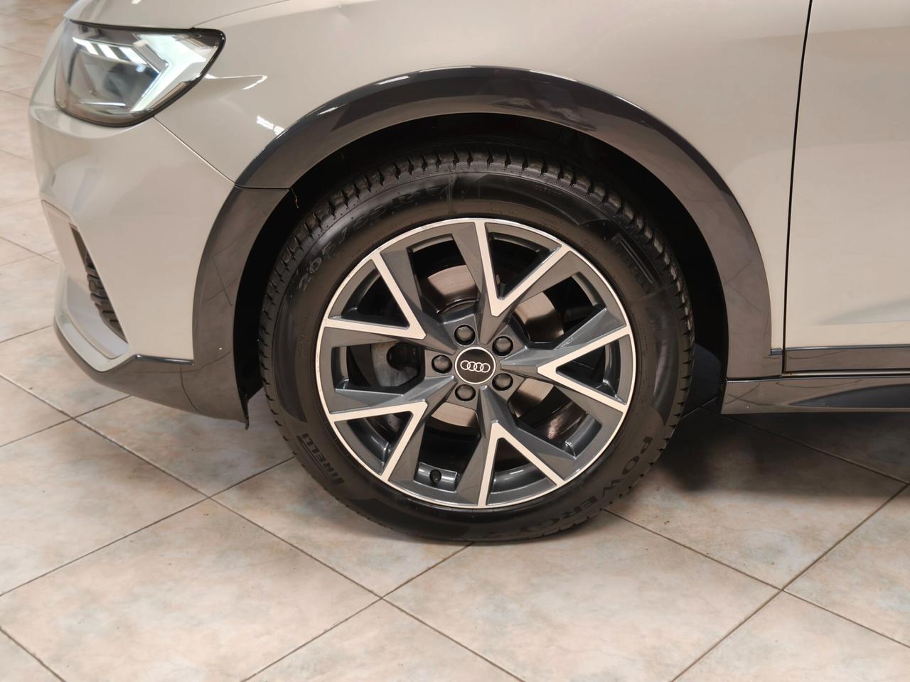 Audi A1 allstreet 30 TFSI Admired