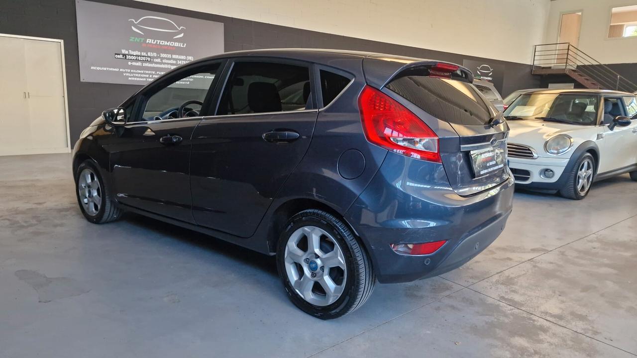 Ford Fiesta 1.4 5 porte Bz.- GPL Titanium