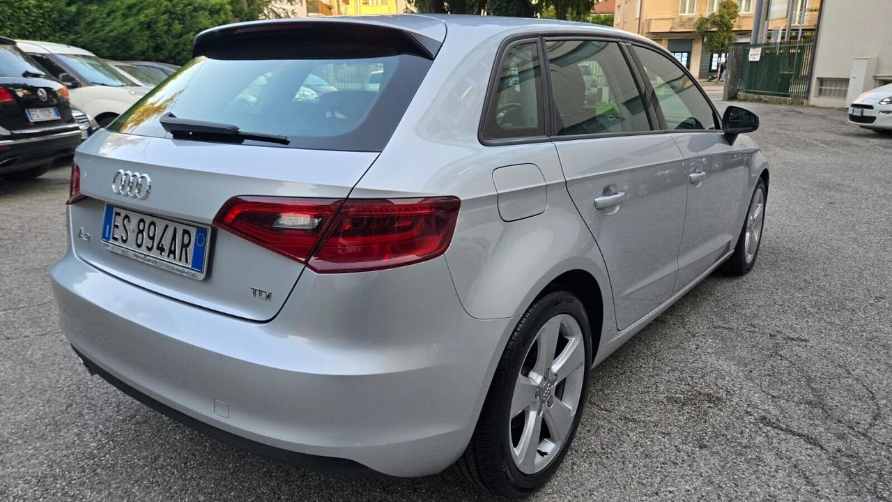 Audi A3 1.6 TDI S tronic Ambition NEOPATENTATI
