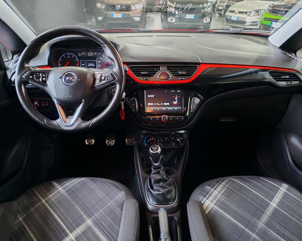 Opel Corsa 1.2 5 porte b-Color