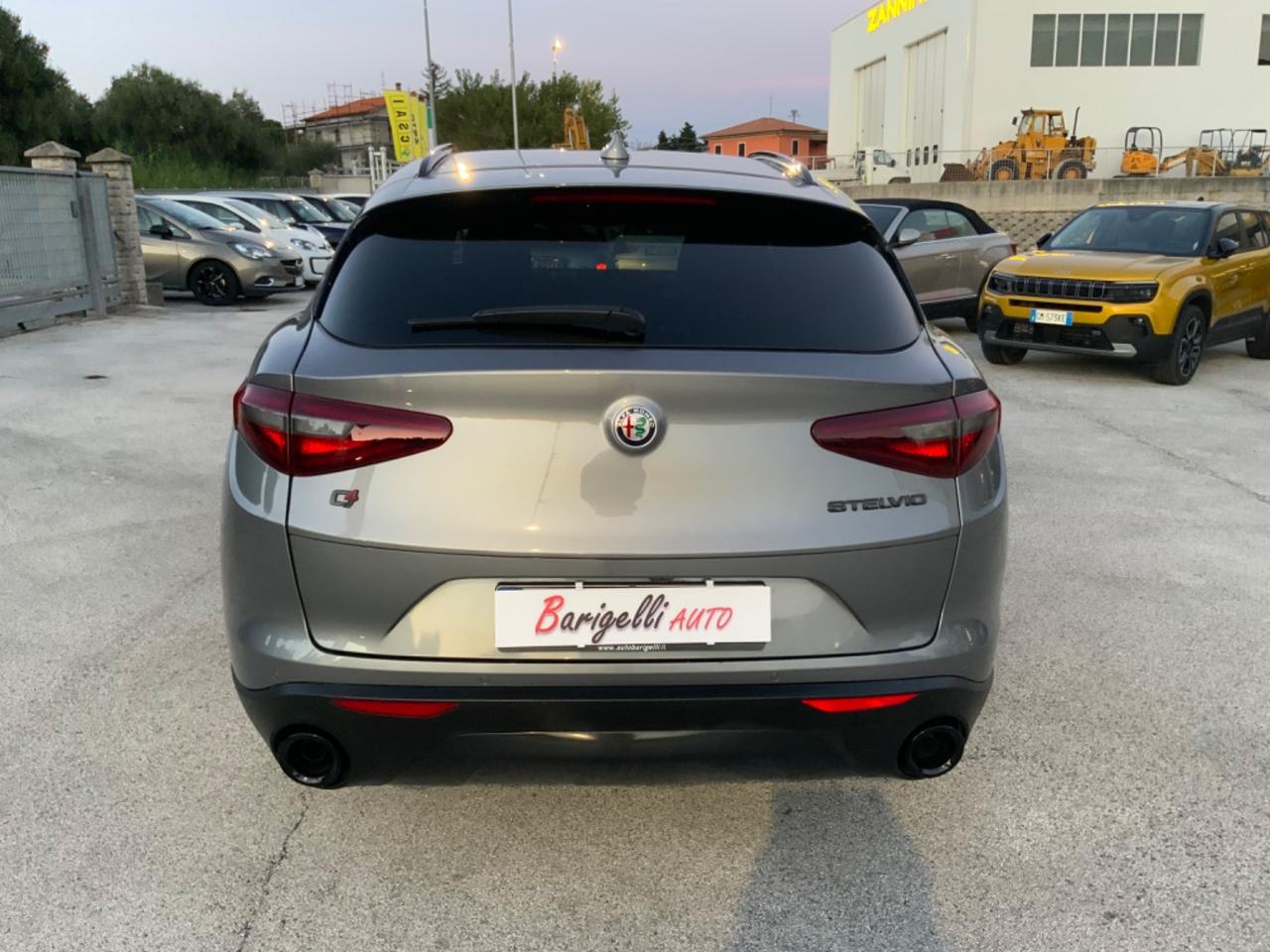 Alfa Romeo Stelvio 2.2 Turbodiesel 210 CV AT8 Q4 Executive