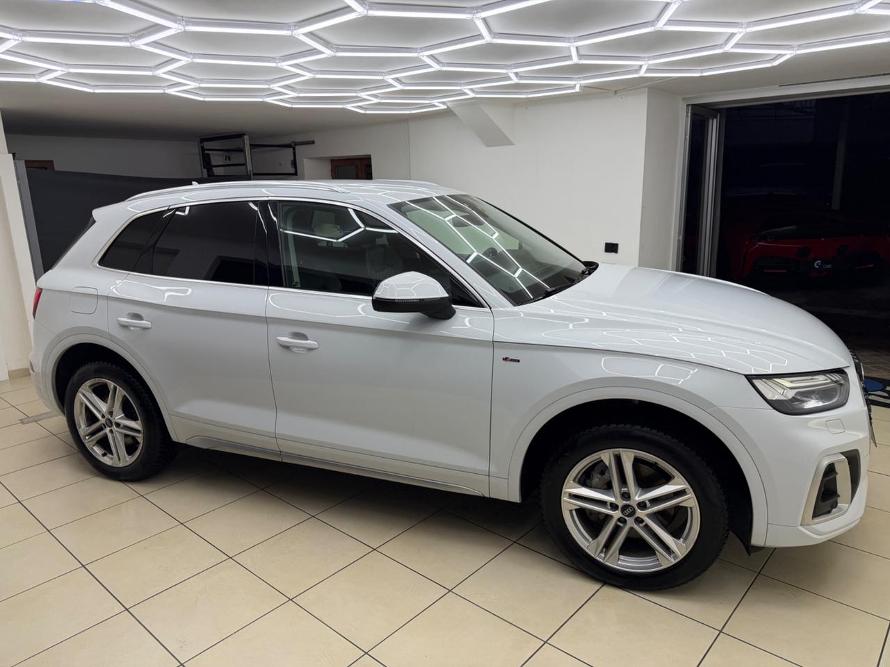 Audi Q5 40 TDI 204 CV quattro S tronic line
