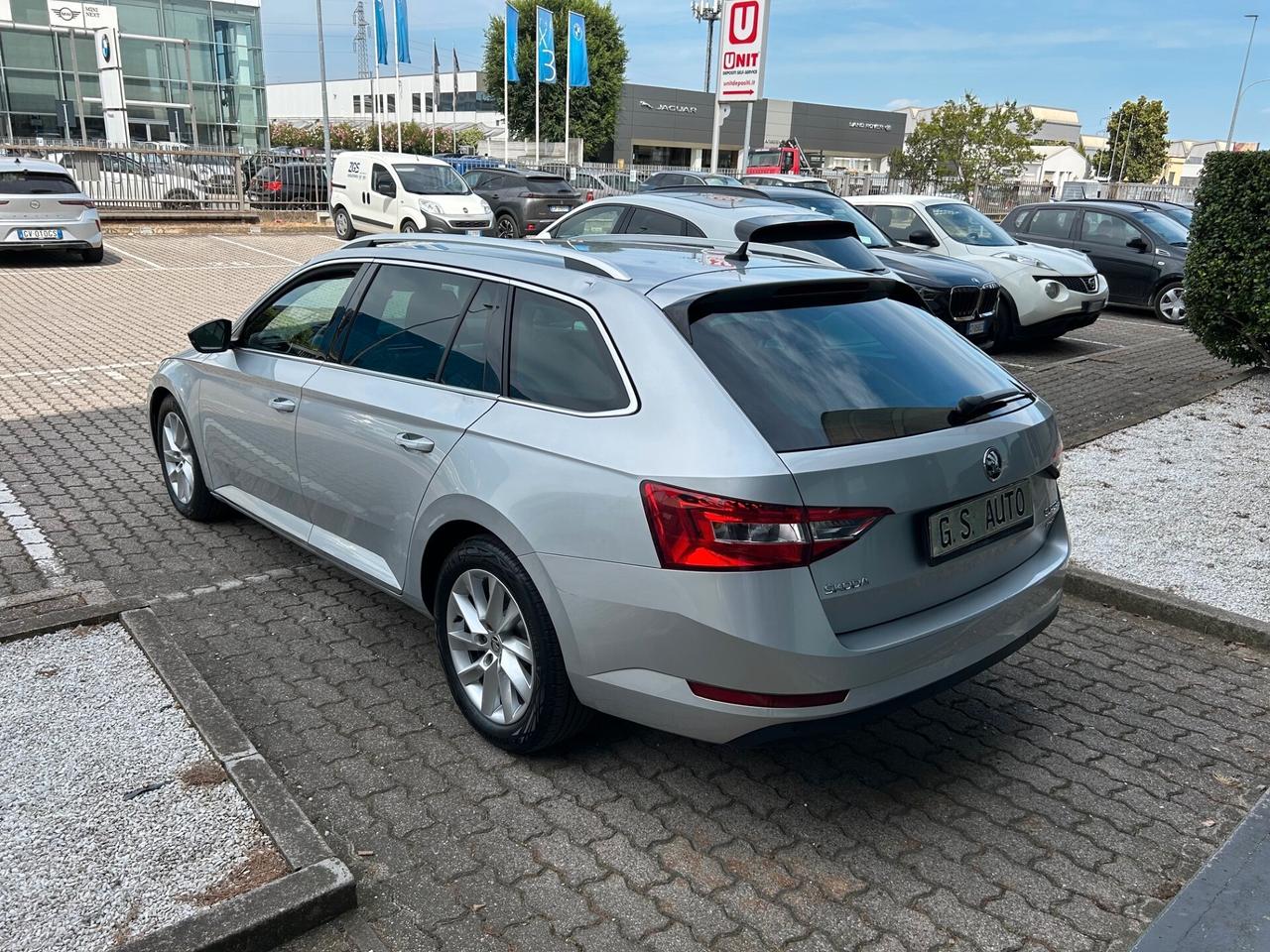Skoda Superb Wagon 2.0 tdi 4x4 190cv dsg GRANDINATA