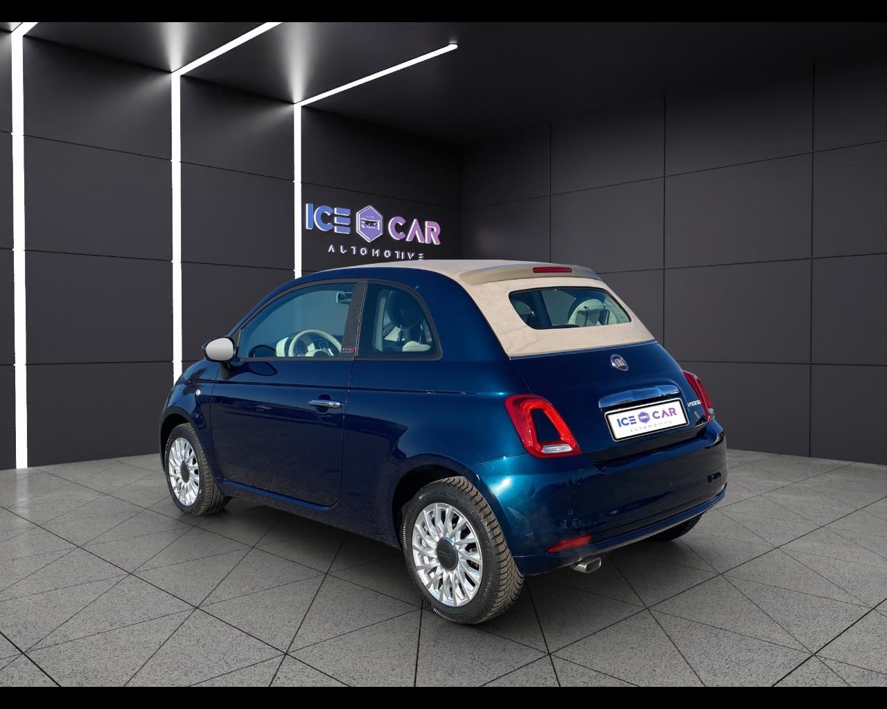 FIAT 500 C 1.0 Hybrid Lounge
