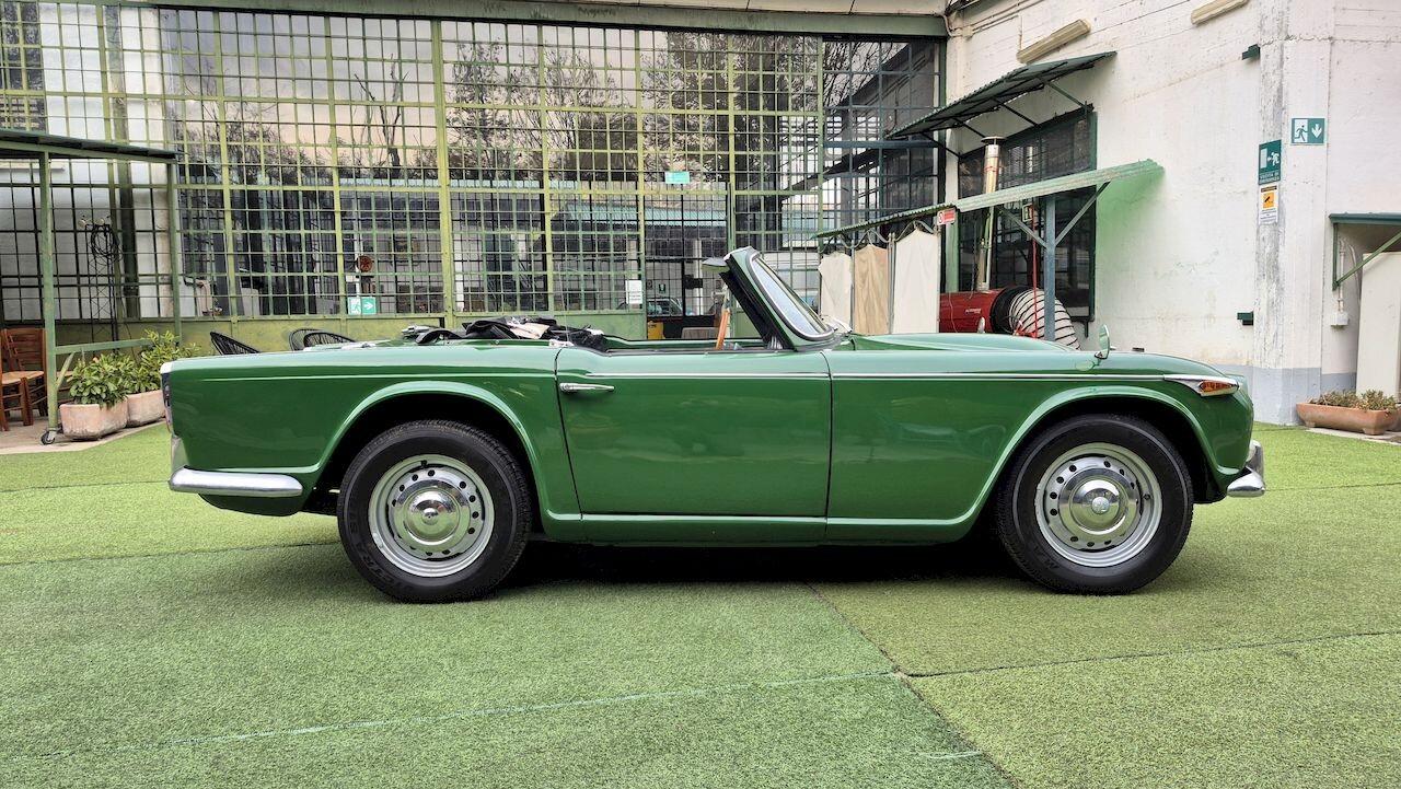 Triumph TR4A IRS – 1966