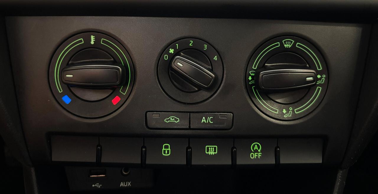 Skoda Rapid Spaceback 1.4 TDI 90CV DSG