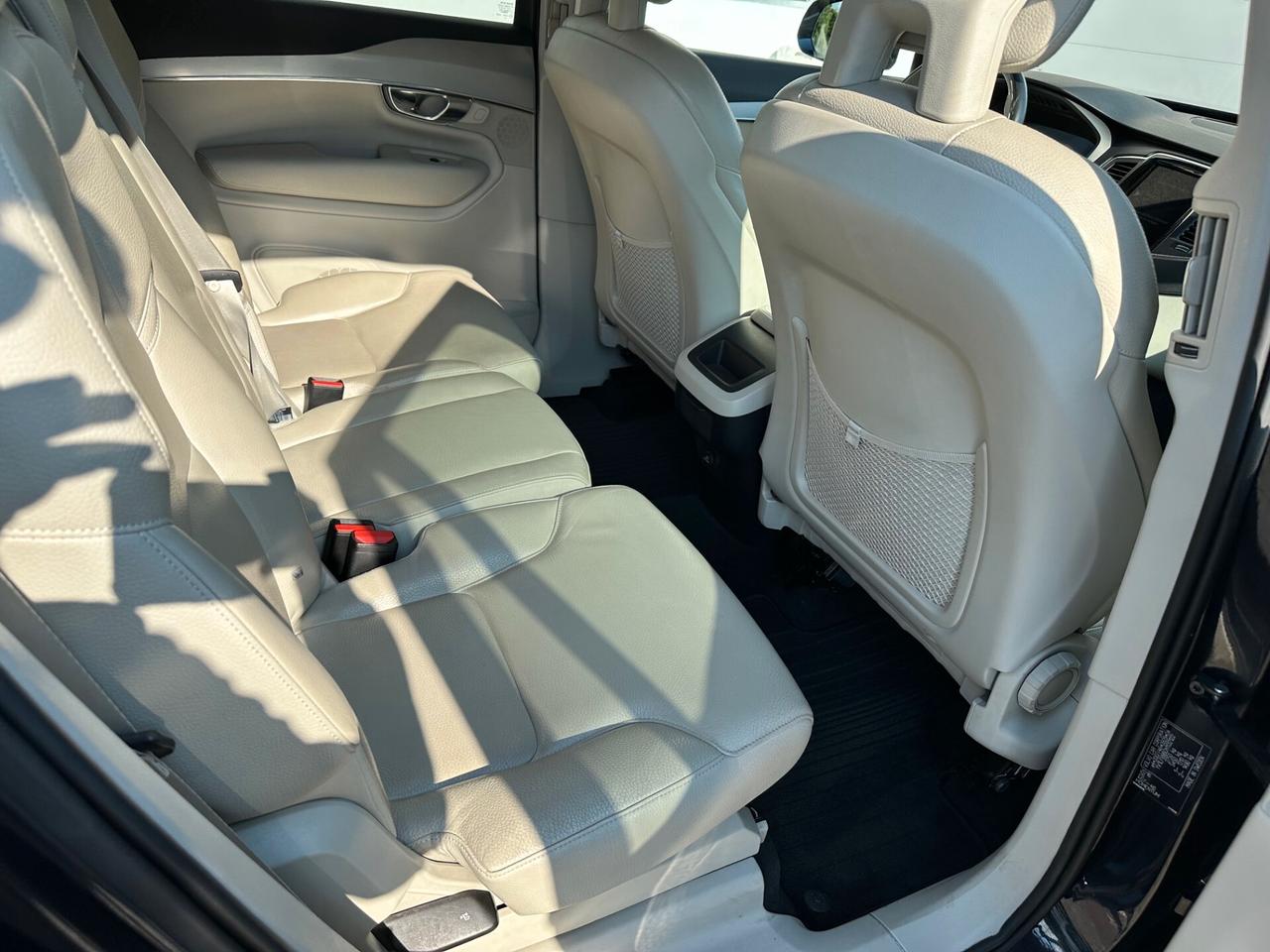 Volvo XC 90 XC90 D5 AWD Geartronic 7 posti Momentum