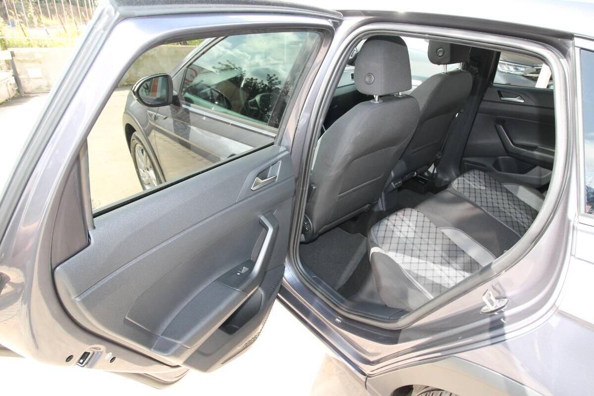 Volkswagen Taigo 1.0 TSI 110 DSG R-Line 2022