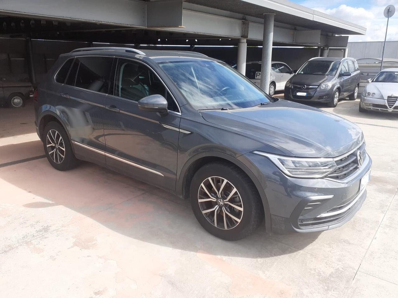 Volkswagen Tiguan 2.0 TDI SCR Business BMT - 2021