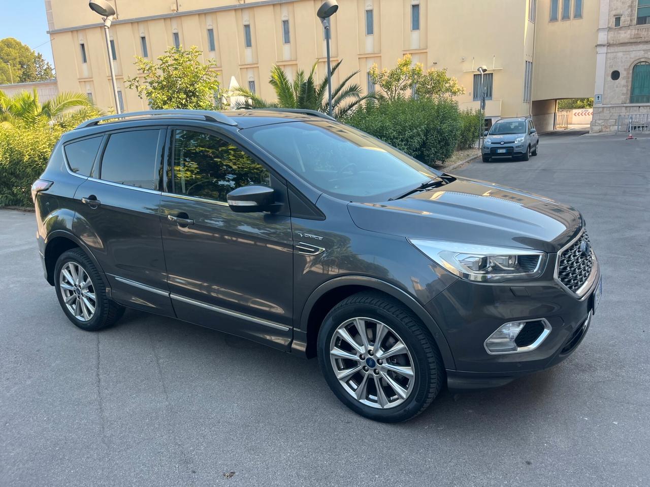 Ford Kuga 2.0 TDCI 180 CV S&S 4WD Powershift Vignale