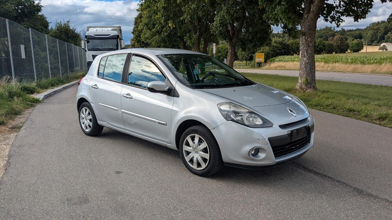 Renault Clio Storia 1.2 5 porte Confort