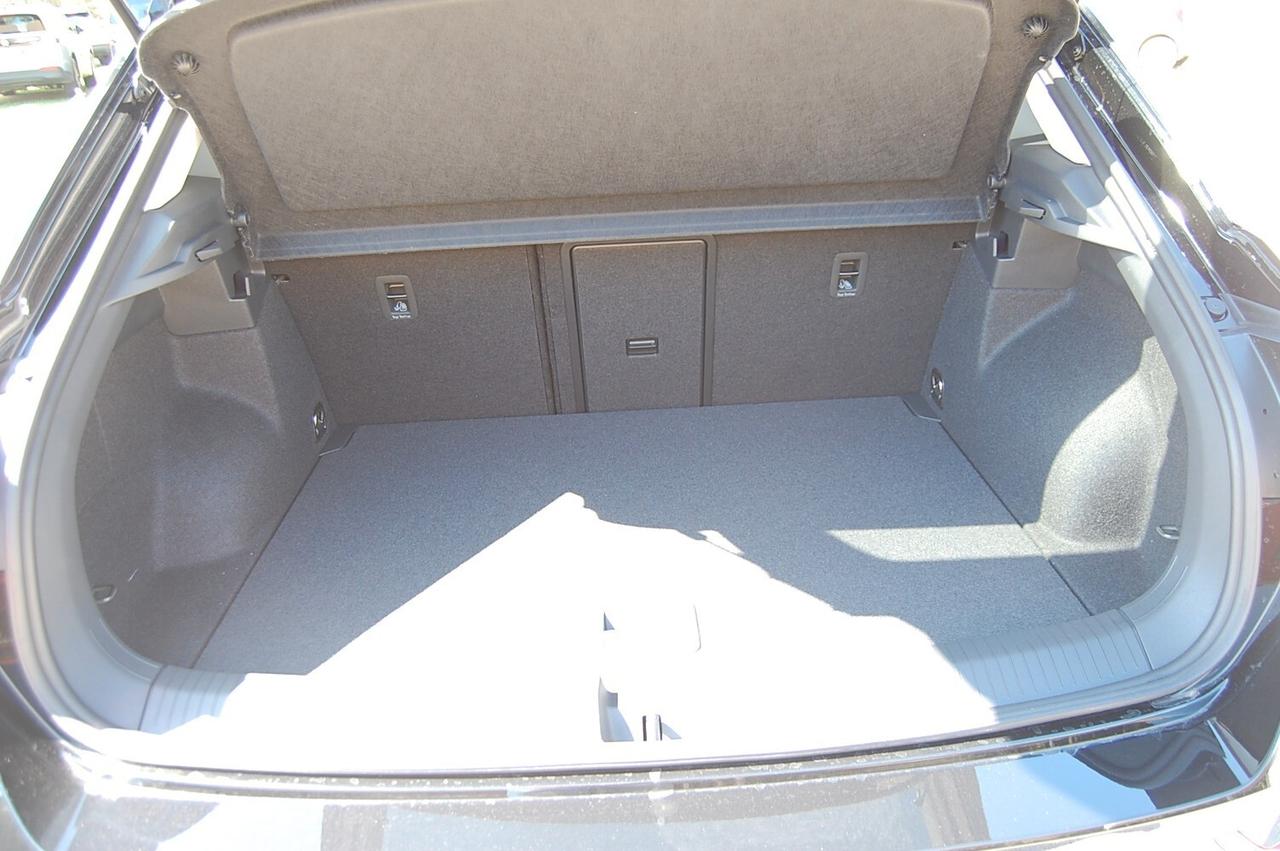 Volkswagen T-Roc 1.0 TSI Edition Plus