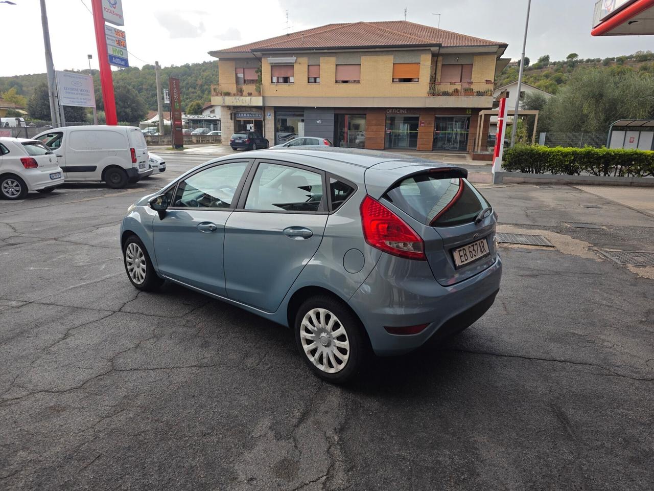 Ford Fiesta 1.4 GPL ORIGINALE LOW COST PROMO