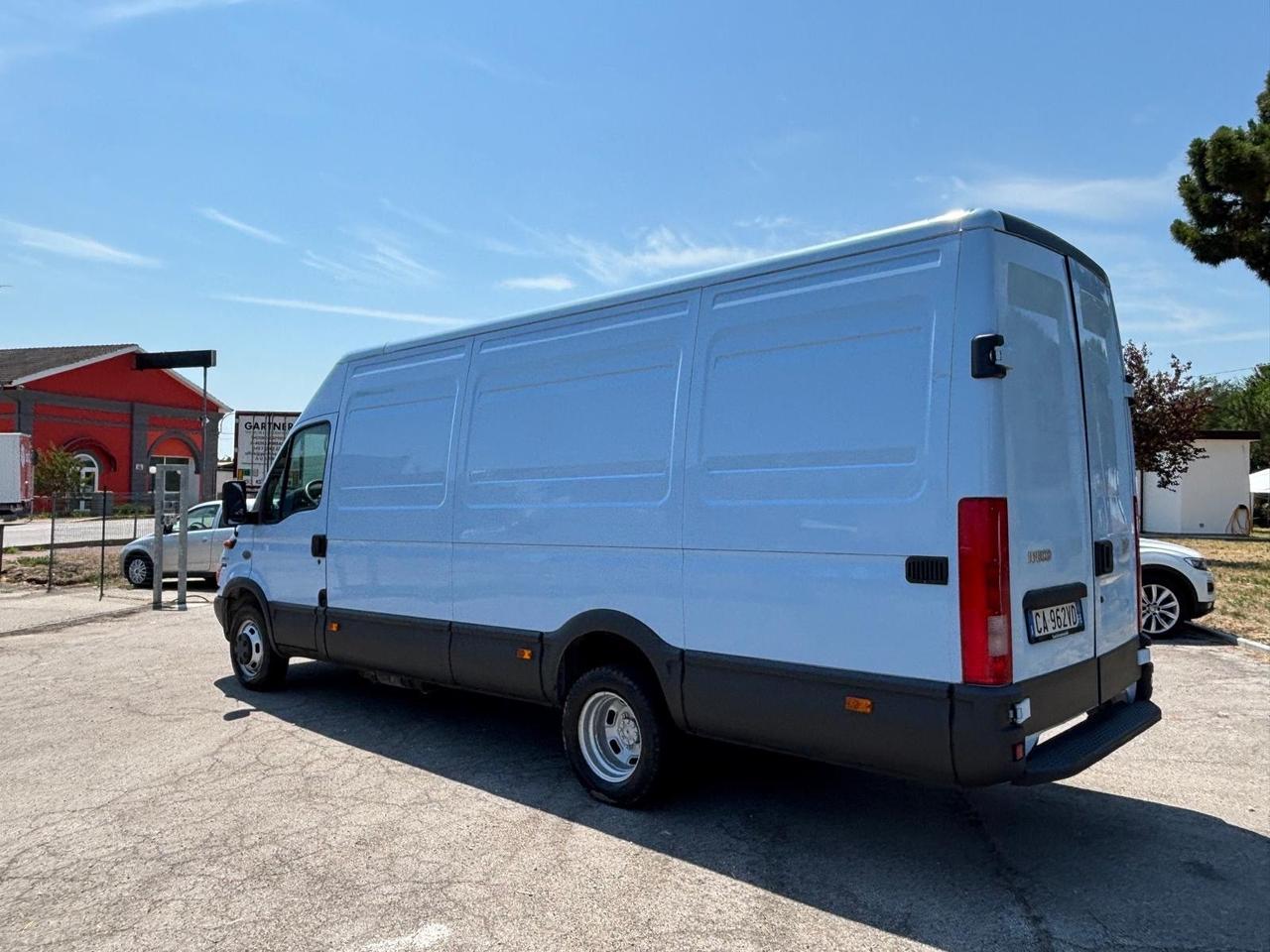 Iveco Daily 35C12VP 2.3 Hpi TDI PL-TA-RG Furg.