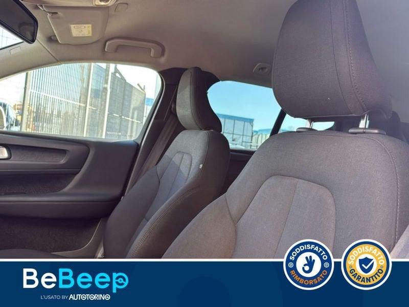 Volvo XC40 1.5 T3 MOMENTUM 163CV MY20