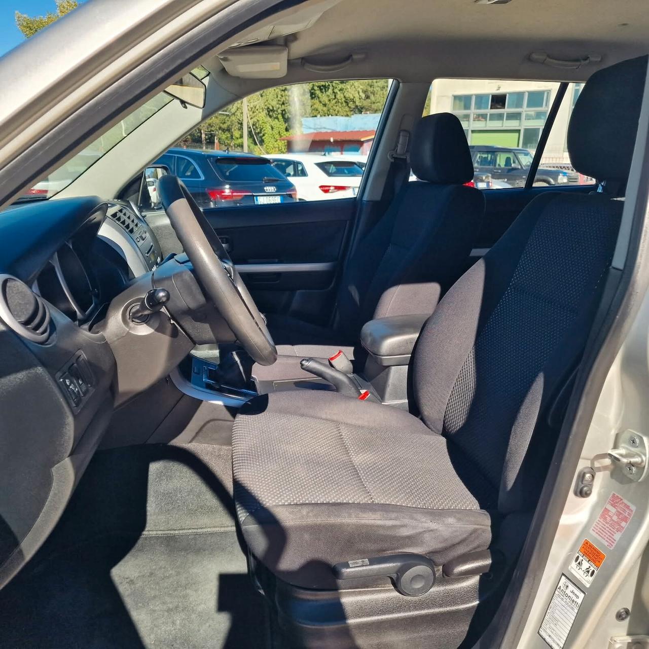 Suzuki Grand Vitara 1.9 DDiS 5 porte Executive GARANTITA