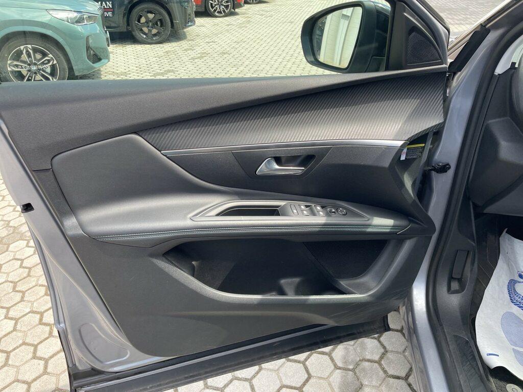 Peugeot 3008 1.5 BlueHDi Allure EAT