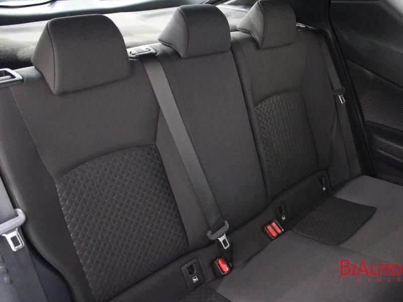 Toyota C-HR C-HR 1.8h Active e-cvt