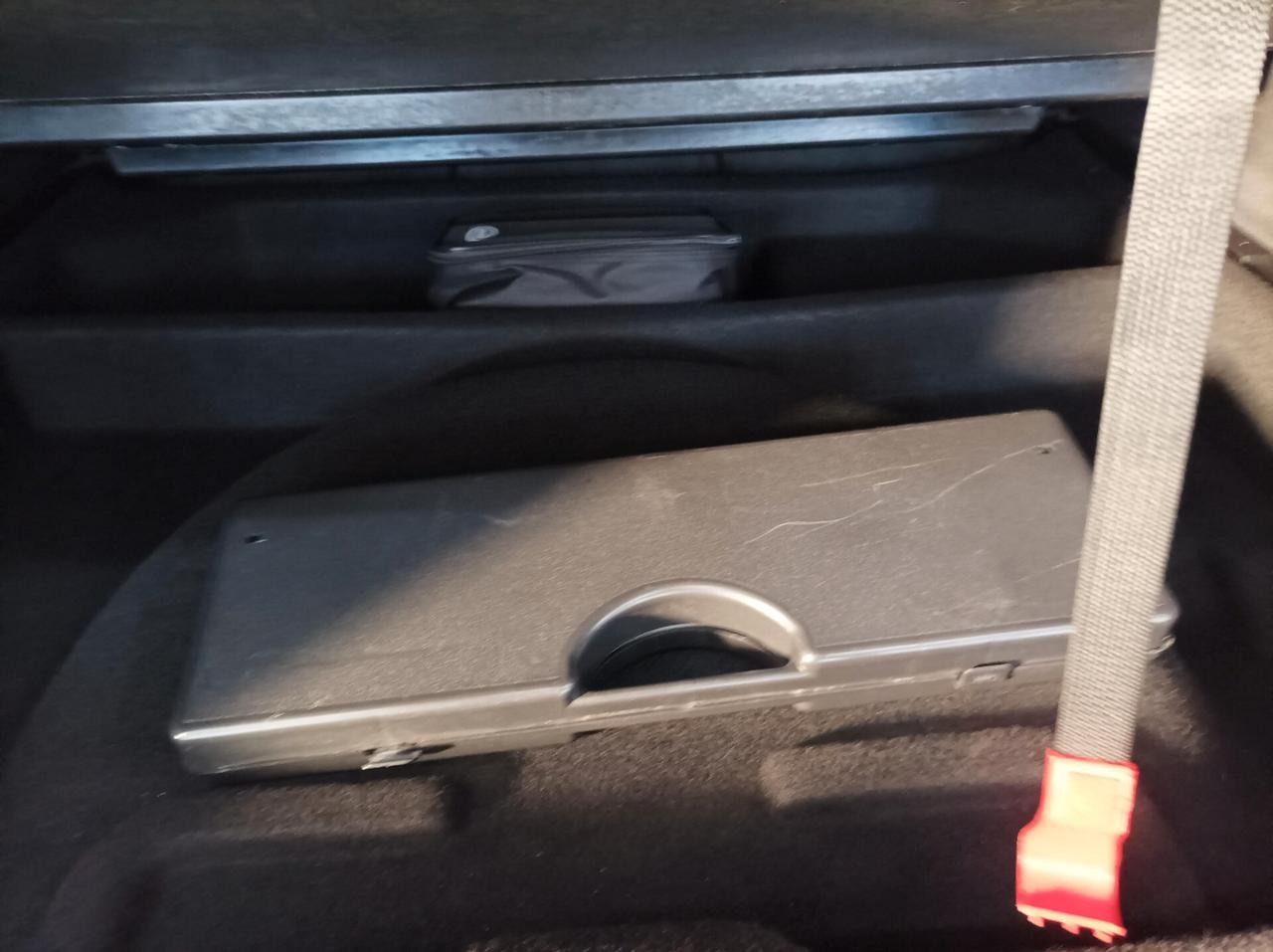 Volvo XC 60 CV 190 D4 Momentum 02/2016