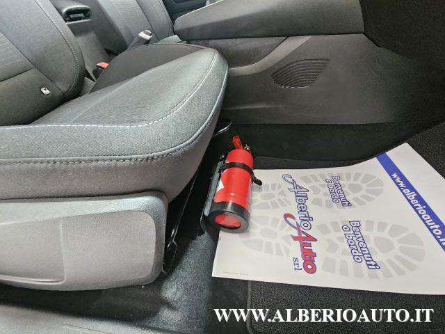 RENAULT Captur Blue dCi 95 CV Business