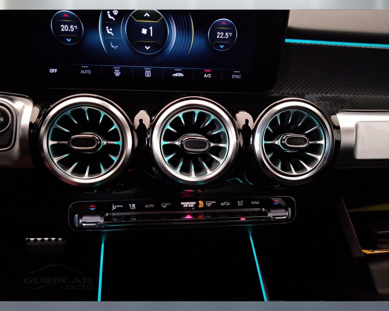 Mercedes-Benz GLB - X247 2019 - GLB 180 d Premium auto