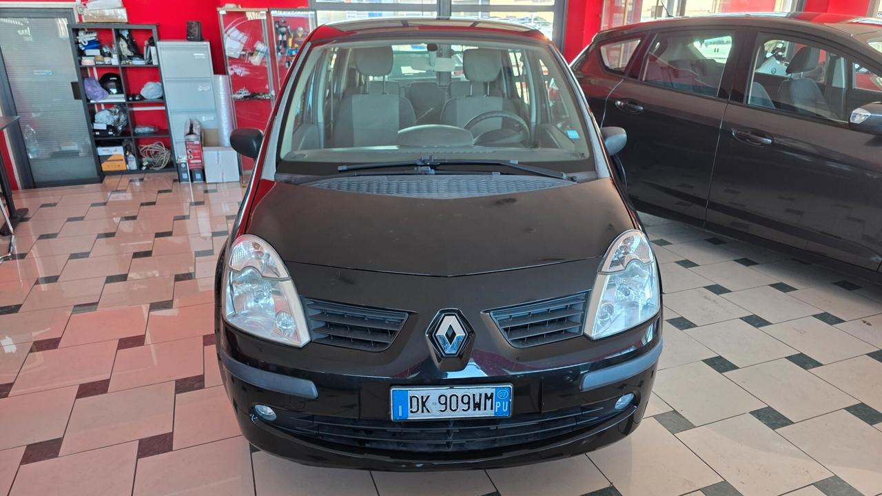 Renault Modus 1.2 16V TCE Dynamique