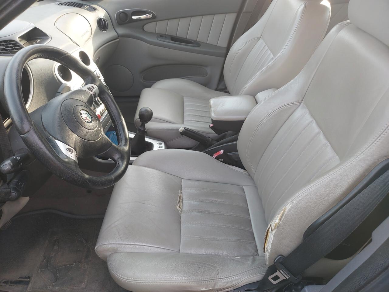 Alfa Romeo 156 1.9 JTD Distinctive Motore indistruttibile