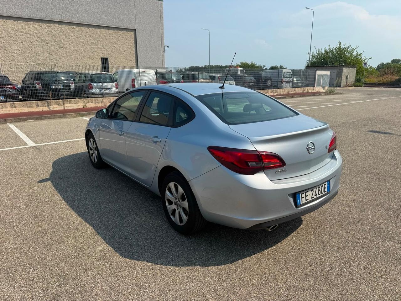 Opel Astra 1.4 Turbo 140CV 4 porte GPL Tech Elective