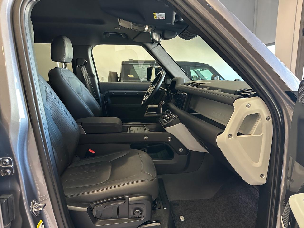 Land Rover Defender 110 3.0D I6 250 CV AWD Auto