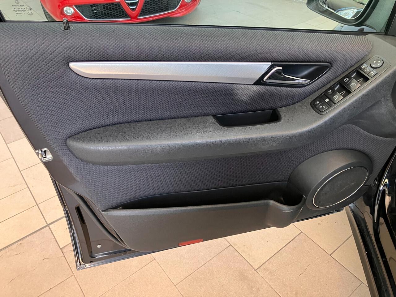 Mercedes-benz A 160 NEOPATENTATI EURO 5 BENZINA