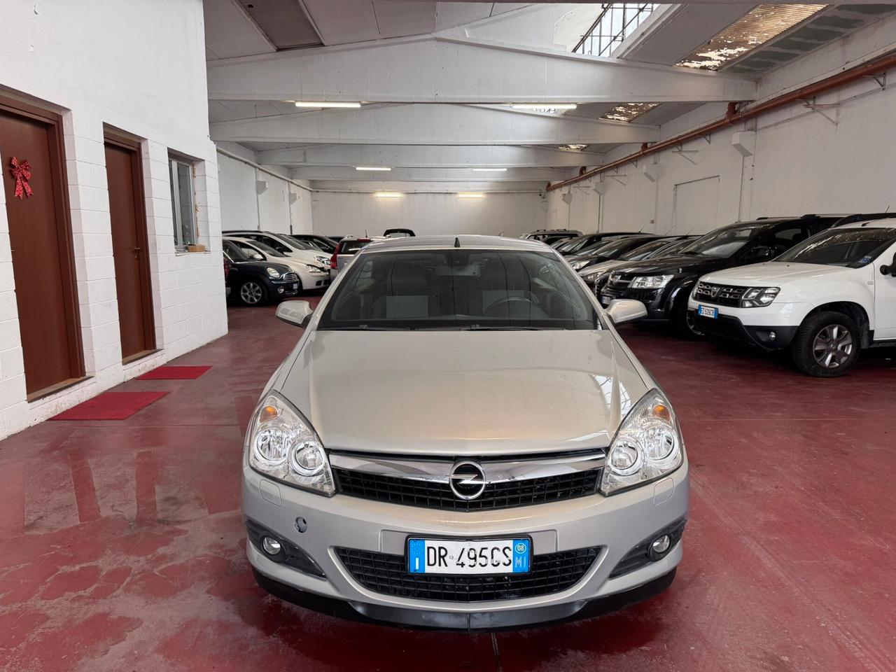 Opel Astra TwinTop 1.8 16V VVT Cosmo GPL