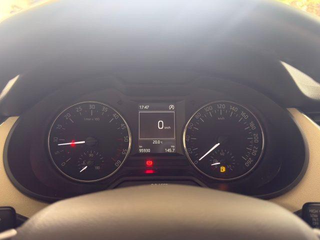SKODA Octavia 1.6 TDI CR 110 CV DSG Executive