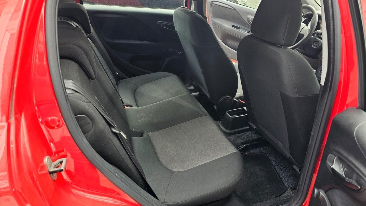 Fiat Punto 1.4 8V 5 porte Natural Power Street