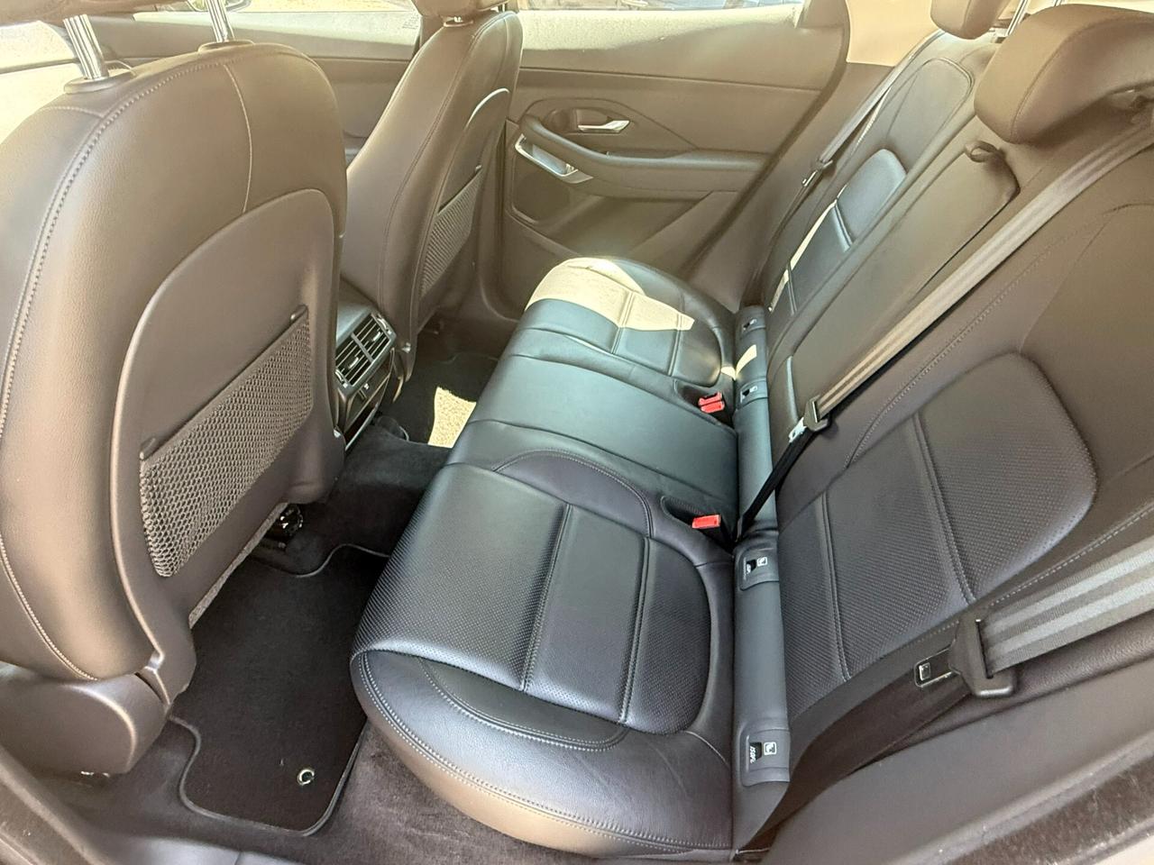Jaguar E-Pace 2.0D 180 CV AWD R-Dynamic S