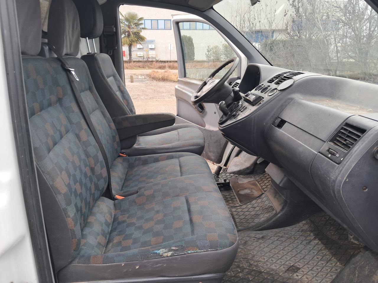 VITO 112 cdi GANCIO TRAINO