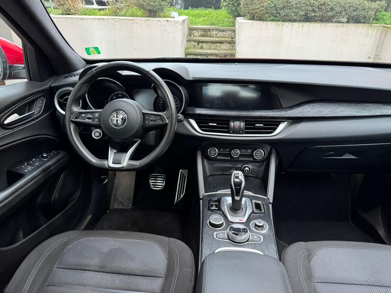 Alfa Romeo Stelvio 2.2 Turbodiesel 160 CV AT8 RWD Business