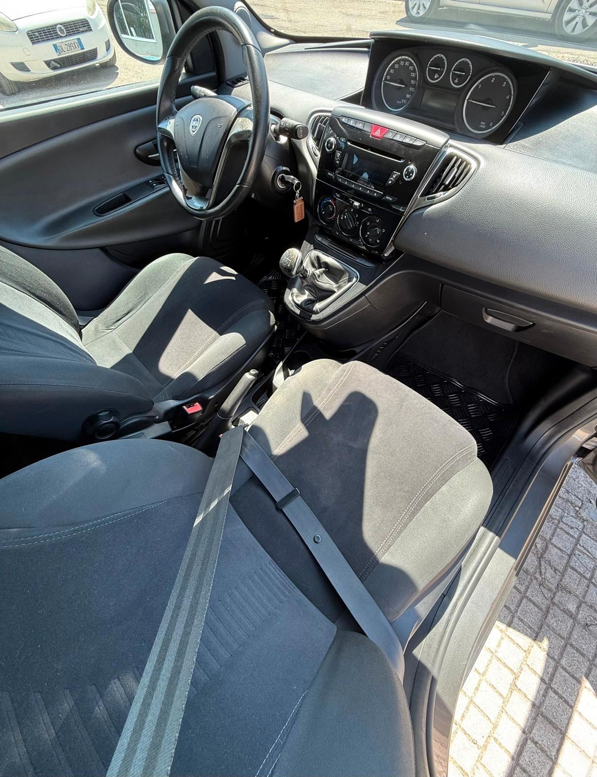Lancia Ypsilon 1.3 MJT 16V 95 CV 5 porte S&S Platinum