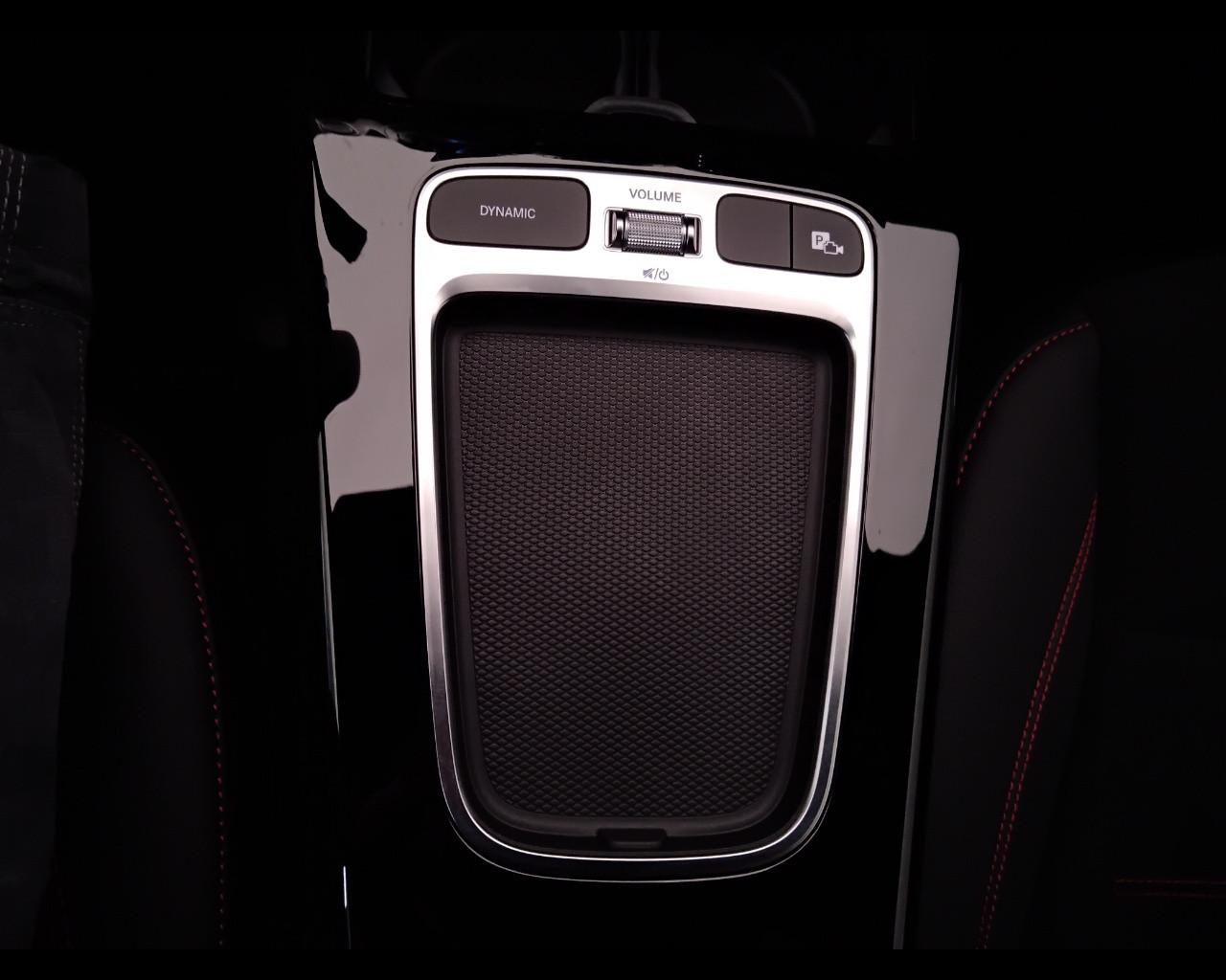 Mercedes-Benz Classe A - W177 2023 - A 180 d AMG Line Advanced Plus auto