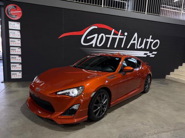 TOYOTA GT86 KIT RESTYLING GME RACING ORANGE SCARICO SERVICE