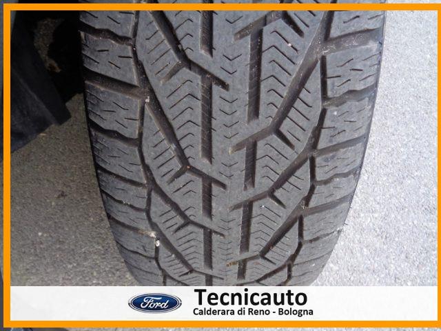 FORD Kuga 2.0 TDCI 140 CV 4WD Powershift Titanium