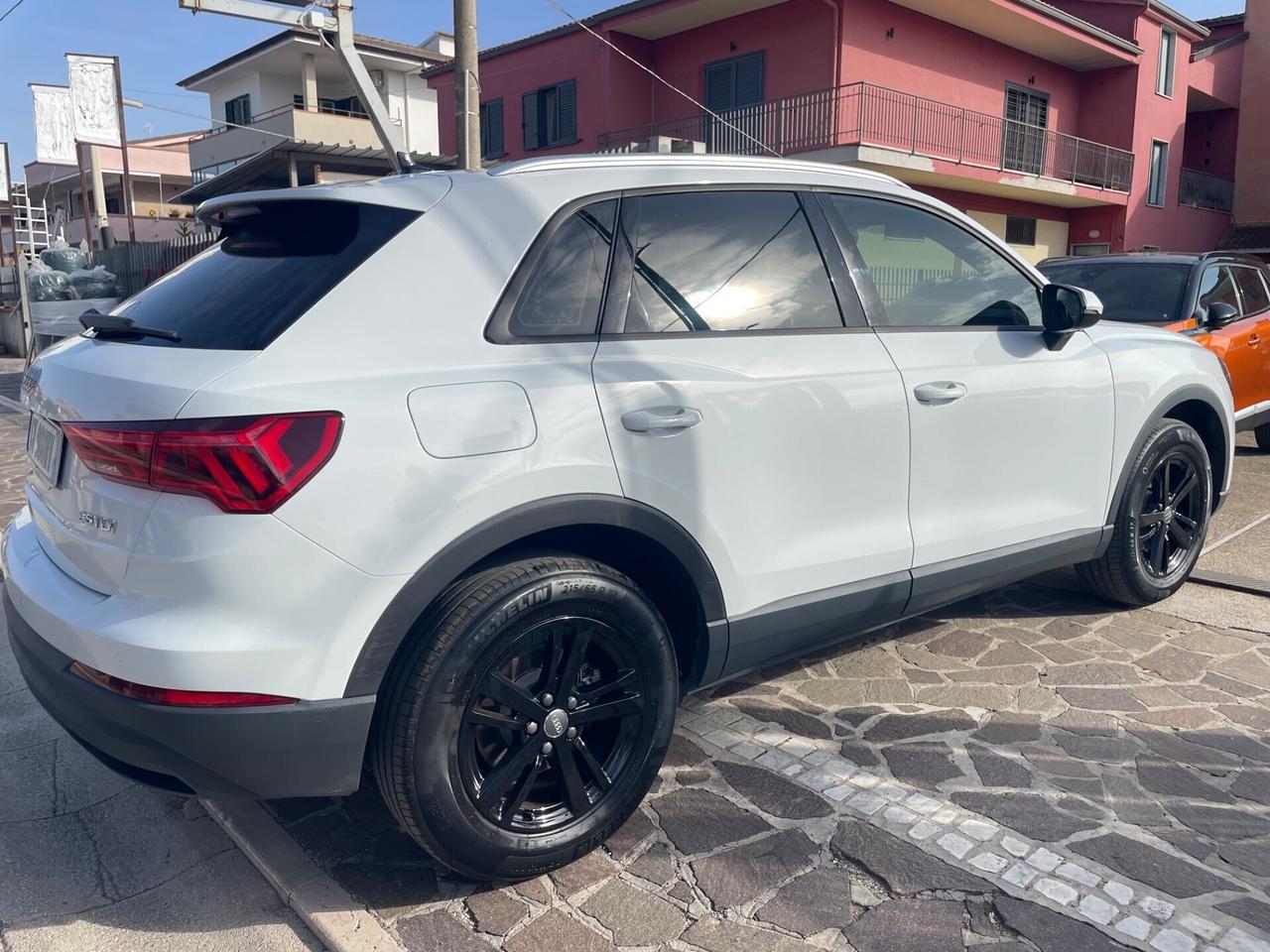 Audi Q3 35 TDI S tronic Business Advanced