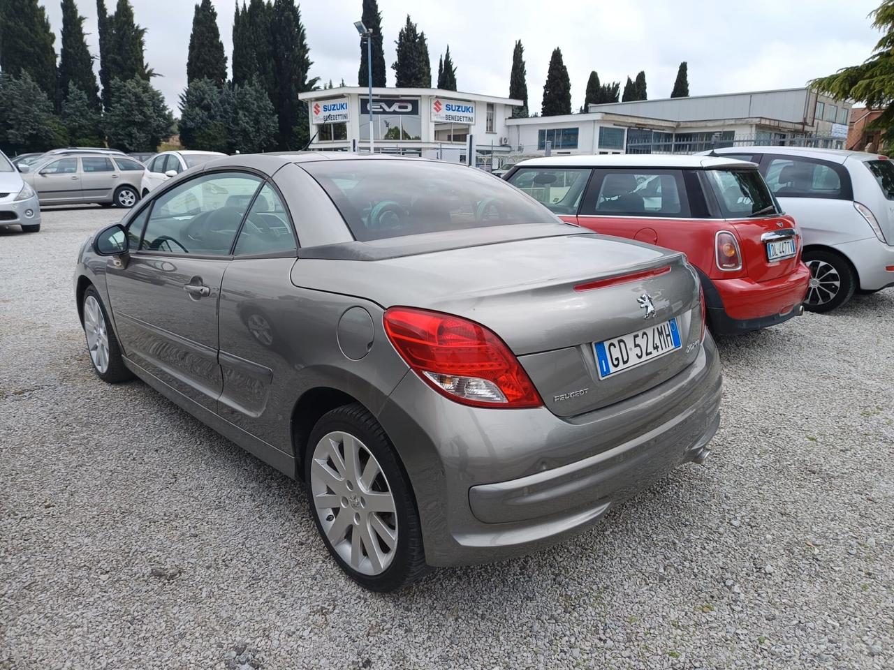 Peugeot 207 1.6 HDi 112CV CC Tecno Tua a 92€ al mese