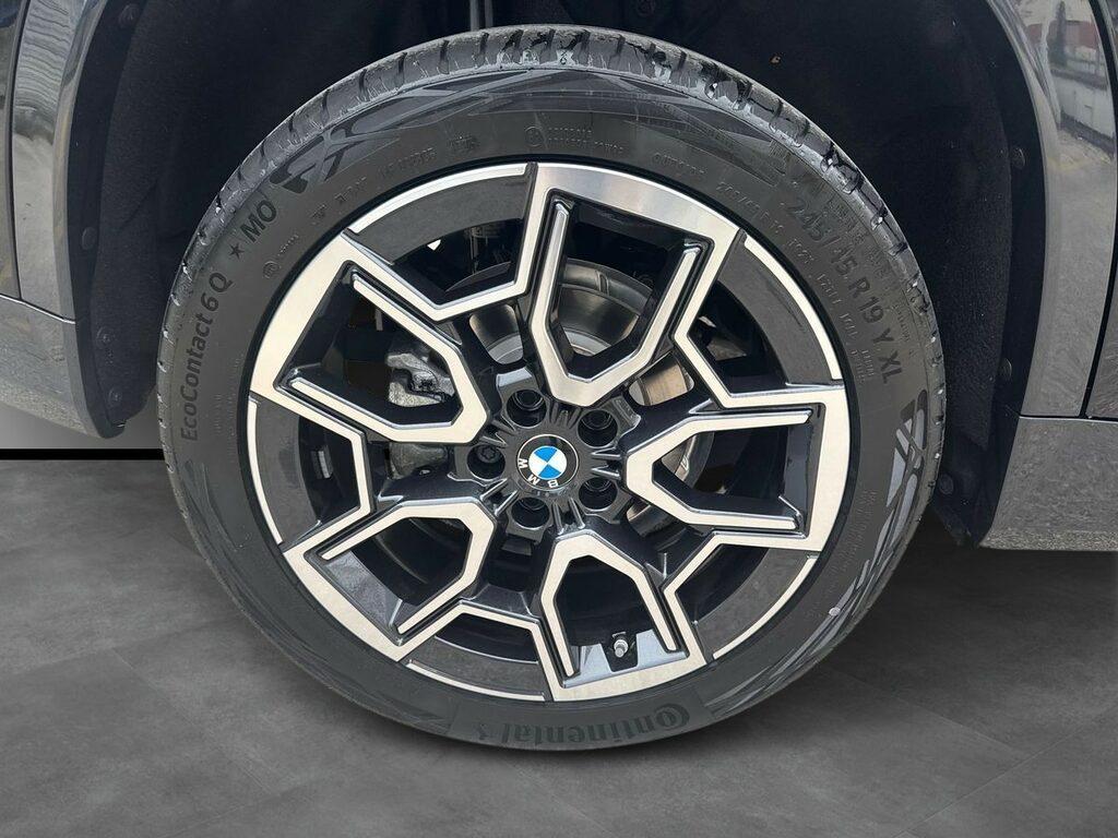 BMW X1 18 i X-Line sDrive DCT