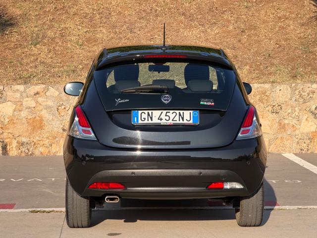 LANCIA Ypsilon GOLD+NAVI CARPLAY+SENSORI+LED