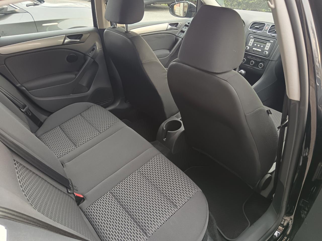 Volkswagen Golf 1.6 TDI 105CV NEOPATENTATI