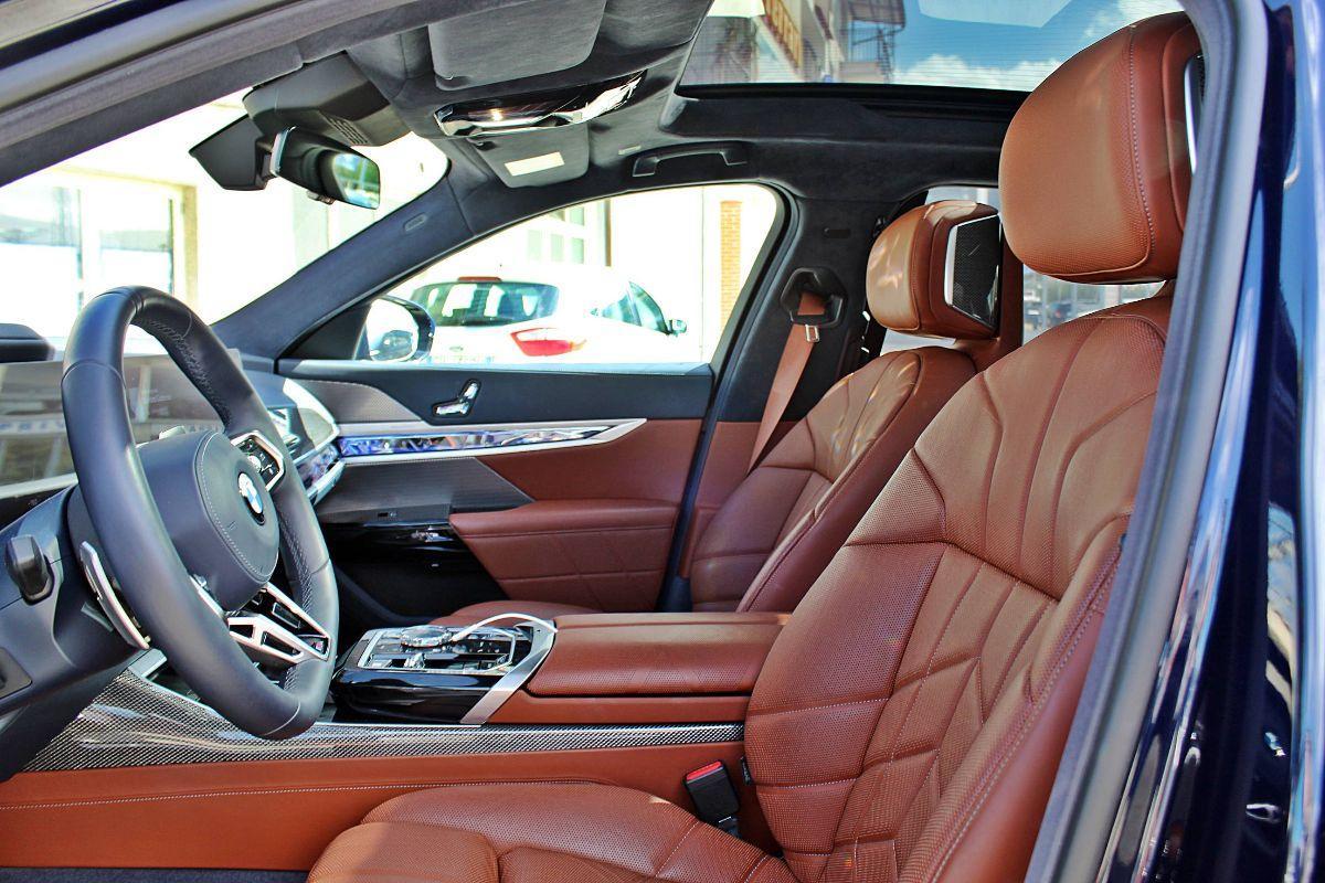BMW - Serie 7 - 740d xDrive Msport