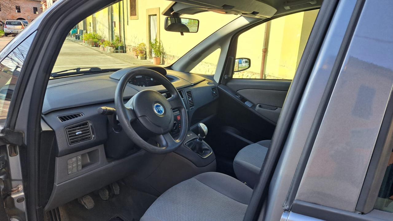 Fiat Idea 1.2 16V BlackLabel